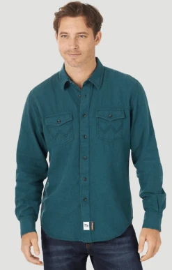 Men's Wrangler Retro Button Down Shirt #112317206
